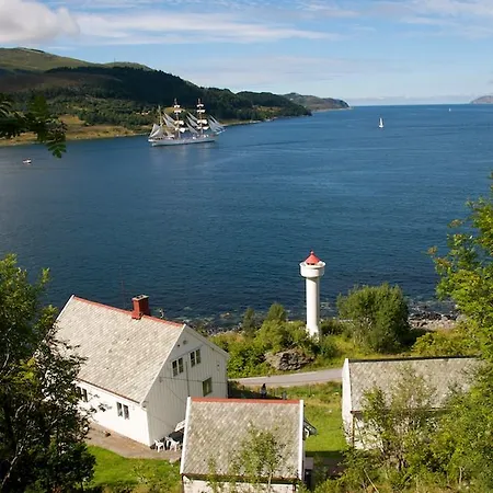Ulvesund Fyr Bed & Breakfast *